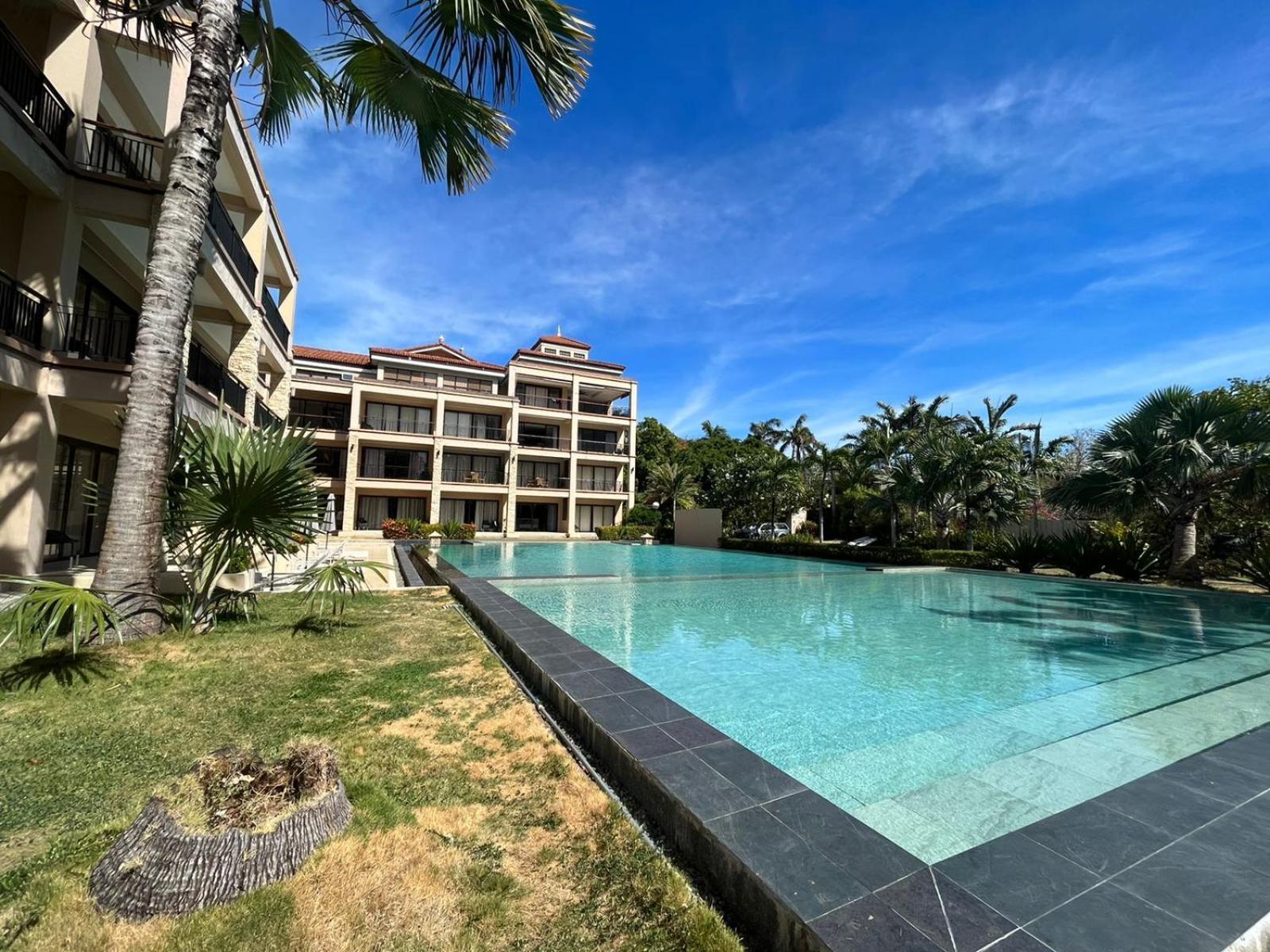 Coralpoint Gardens Suites & Residences Lapu-Lapu City Exterior photo
