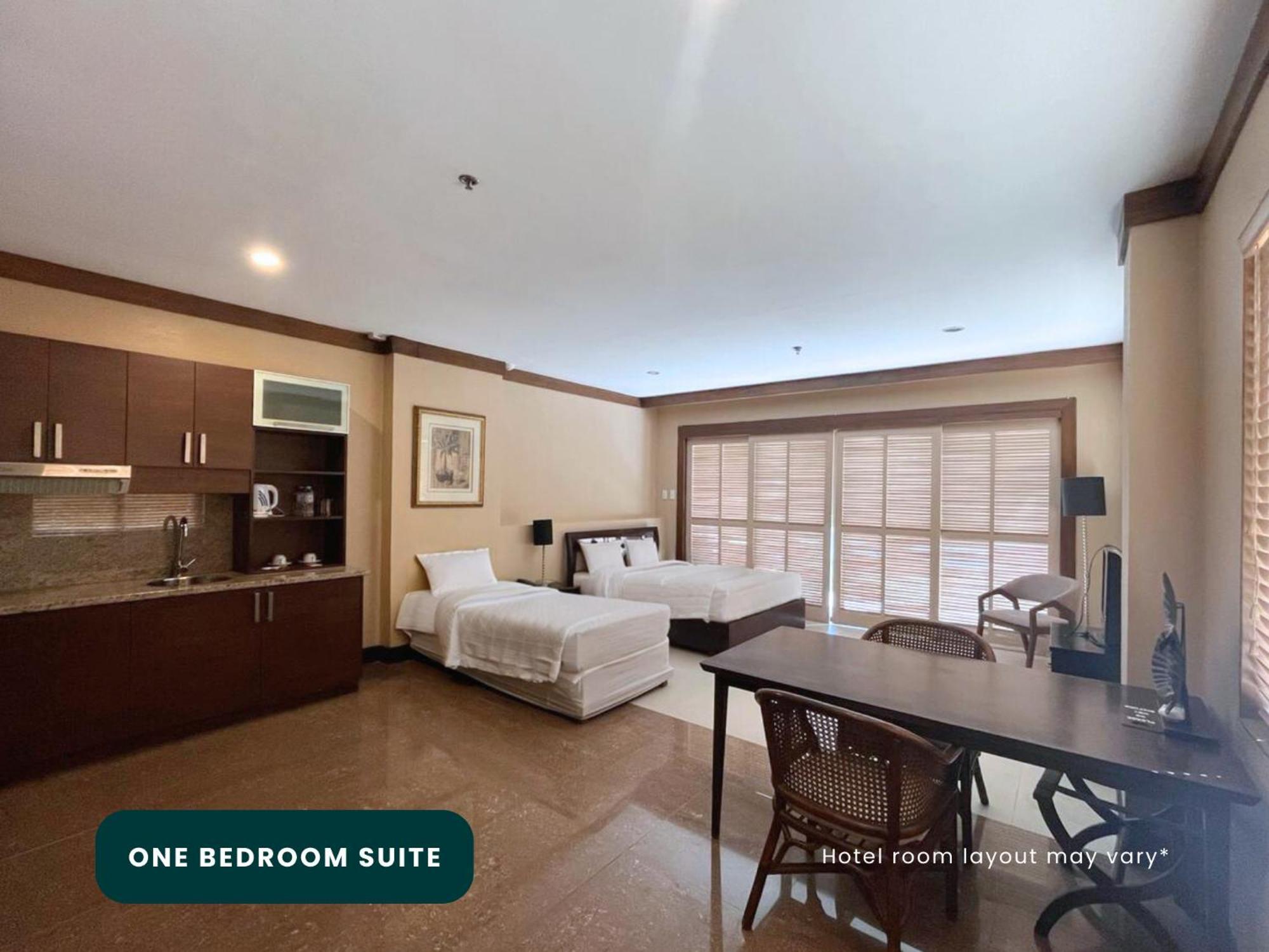 Coralpoint Gardens Suites & Residences Lapu-Lapu City Exterior photo